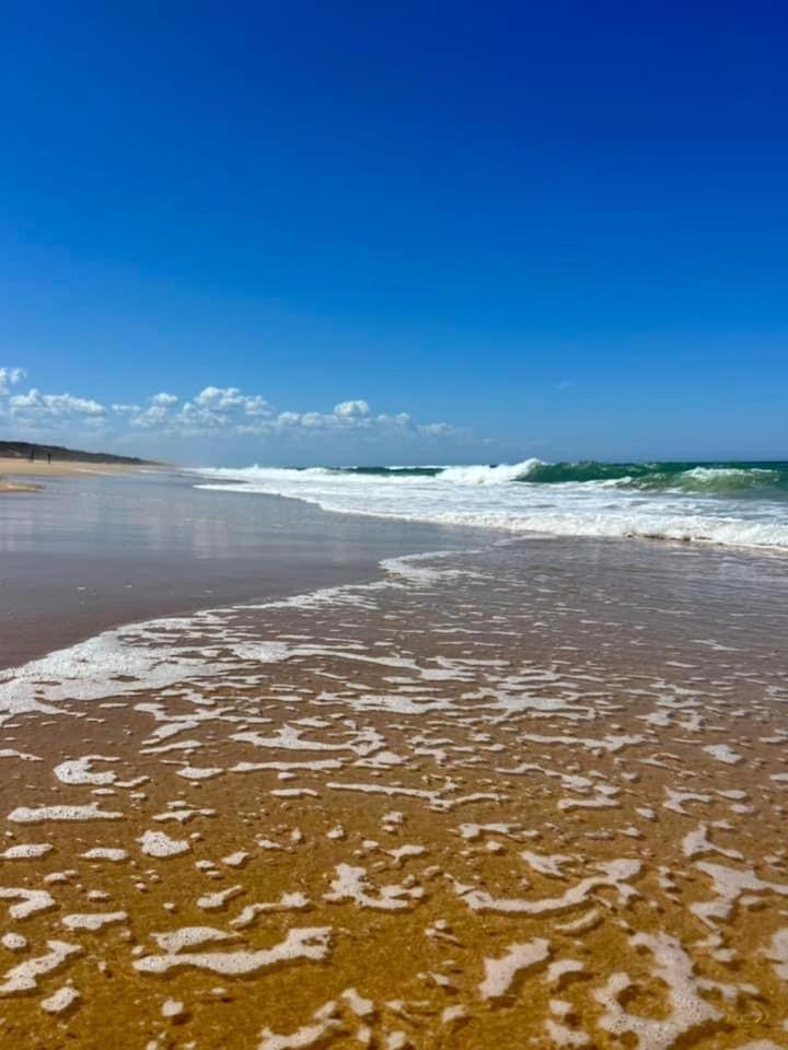 Holiday home Picturesque Lakeside Getaway: Views, Beach, Park *